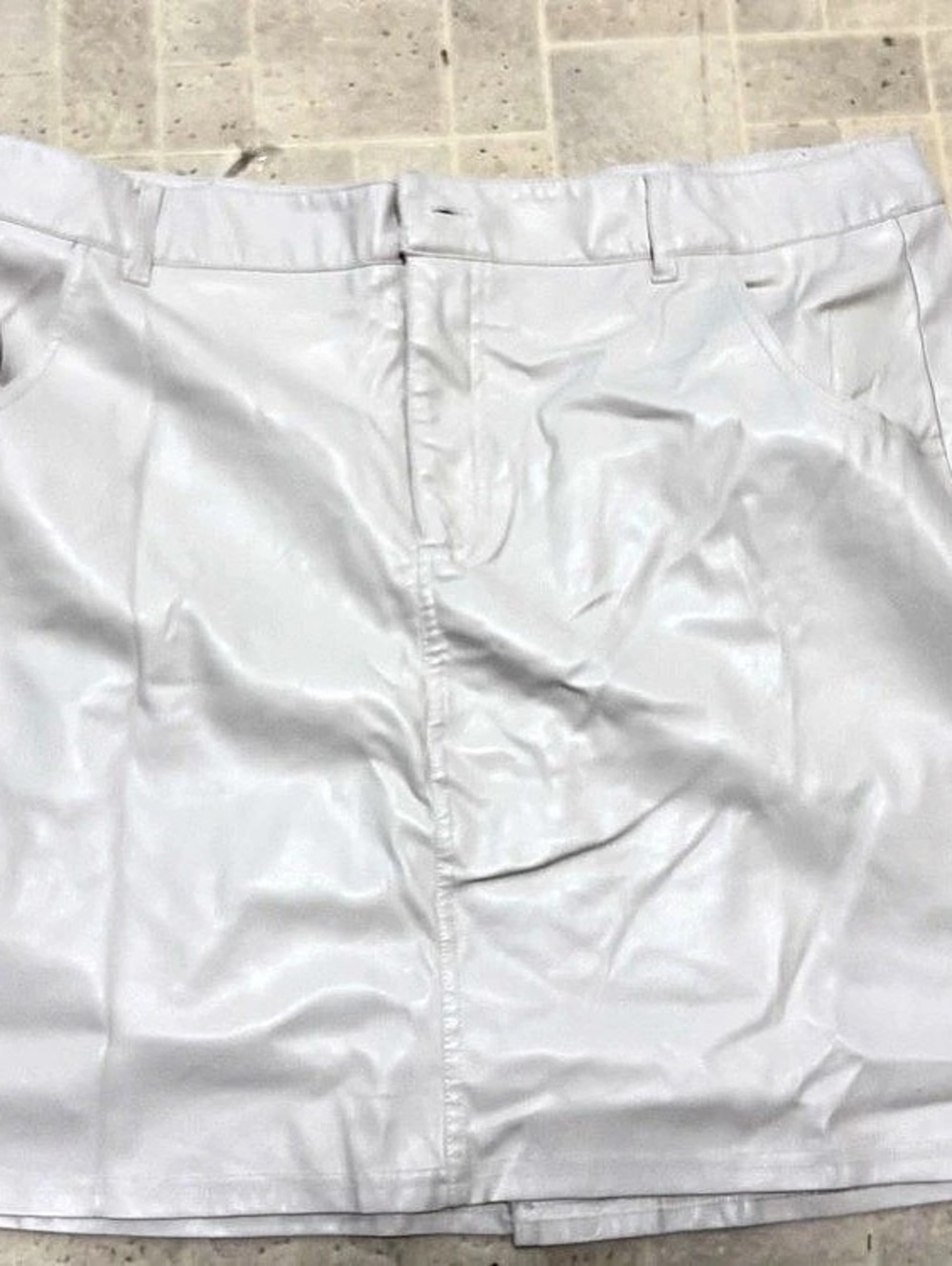 Madden NYC White Mini Skirt Size XXL Like New